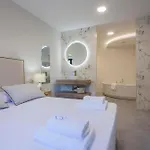 Puerto De *