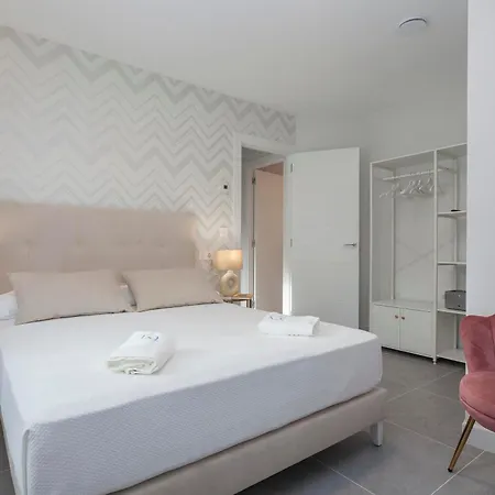 Puerto De * Viavelez